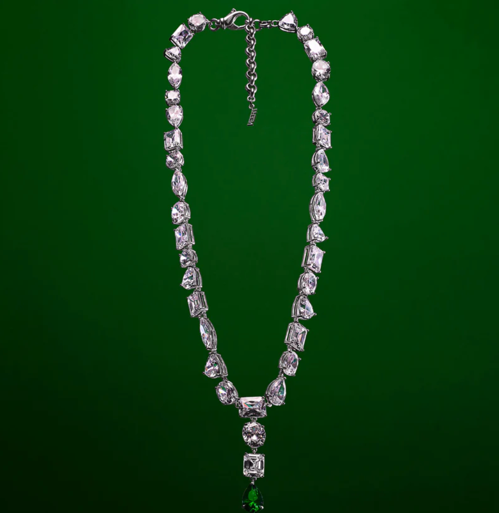 The Regal Drop Necklace in White Gold