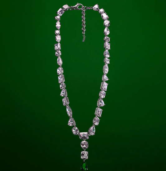 The Regal Drop Necklace in White Gold